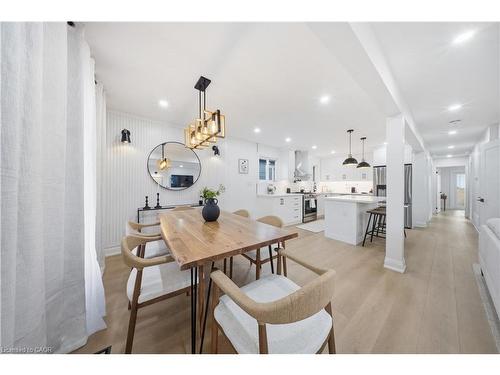 11 Garside Avenue S, Hamilton, ON - Indoor Photo Showing Dining Room