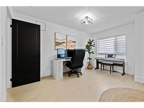 1207 Queen Street N, New Dundee, ON - Indoor Photo Showing Office