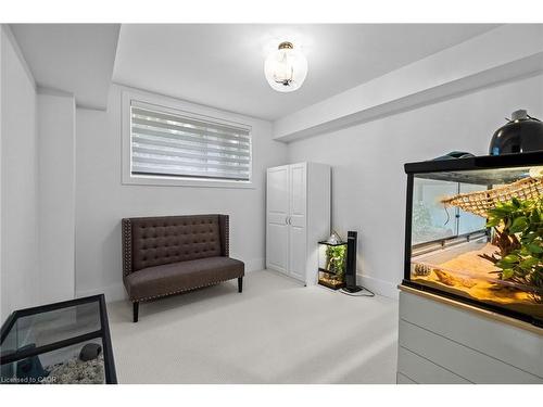 1207 Queen Street N, New Dundee, ON - Indoor Photo Showing Other Room