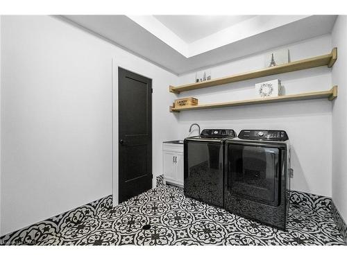 1207 Queen Street N, New Dundee, ON - Indoor