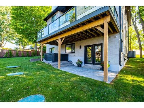 1207 Queen Street N, New Dundee, ON - Outdoor