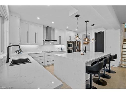 1207 Queen Street N, New Dundee, ON - Indoor Photo Showing Kitchen With Upgraded Kitchen