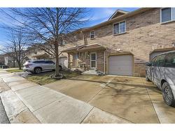 41-39 Pinewoods Drive  Stoney Creek, ON L8J 3Z4