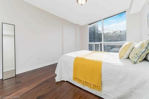 1208-150 Charlton Avenue E, Hamilton, ON - Indoor Photo Showing Bedroom