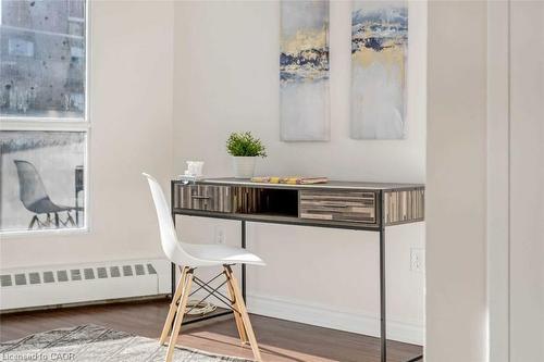 1208-150 Charlton Avenue E, Hamilton, ON - Indoor Photo Showing Other Room