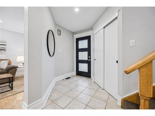 55 Enfield Drive, Cambridge, ON - Indoor Photo Showing Other Room