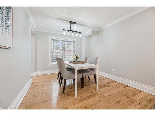 55 Enfield Drive, Cambridge, ON - Indoor Photo Showing Dining Room