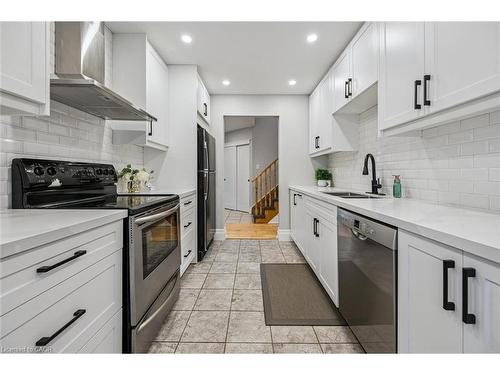 55 Enfield Drive, Cambridge, ON - Indoor Photo Showing Kitchen