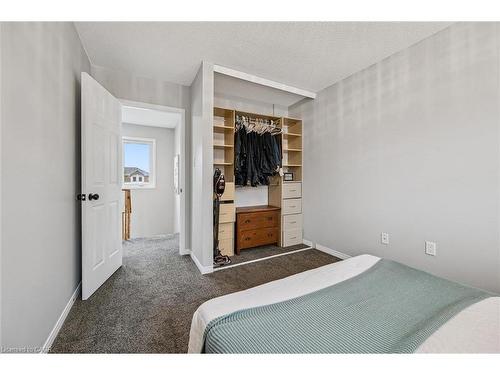 55 Enfield Drive, Cambridge, ON - Indoor Photo Showing Bedroom
