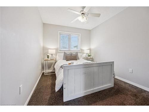 55 Enfield Drive, Cambridge, ON - Indoor Photo Showing Bedroom