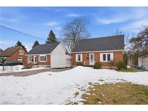 157 Bridgeport Road E, Waterloo, ON - Outdoor With Facade