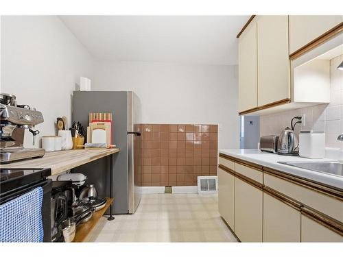 157 Bridgeport Road E, Waterloo, ON - Indoor Photo Showing Other Room