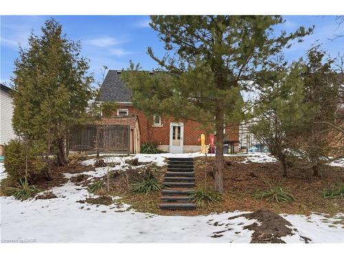 157 Bridgeport Road E, Waterloo, ON - Outdoor