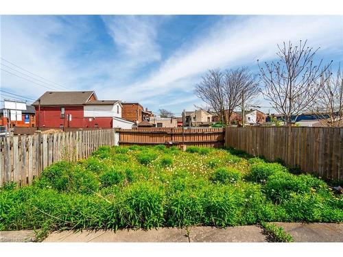 244 Hughson Street N, Hamilton, ON - Outdoor