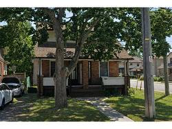 4942 Armoury Street  Niagara Falls, ON L2E 1T1