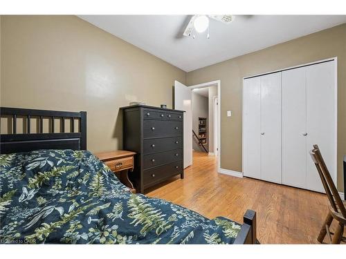 287 Villa Place, Waterloo, ON - Indoor Photo Showing Bedroom