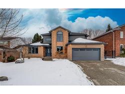 451 Knightsbridge Court  Waterloo, ON N2T 2G5