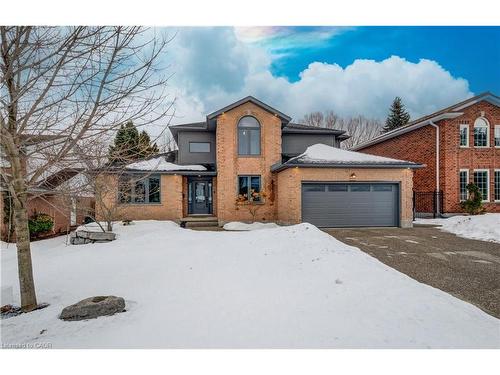 451 Knightsbridge Court, Waterloo, ON - Outdoor With Facade