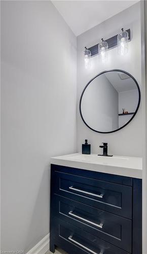 451 Knightsbridge Court, Waterloo, ON - Indoor