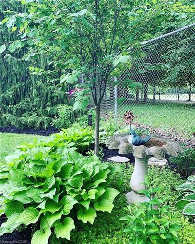 451 Knightsbridge Court, Waterloo, ON - Outdoor