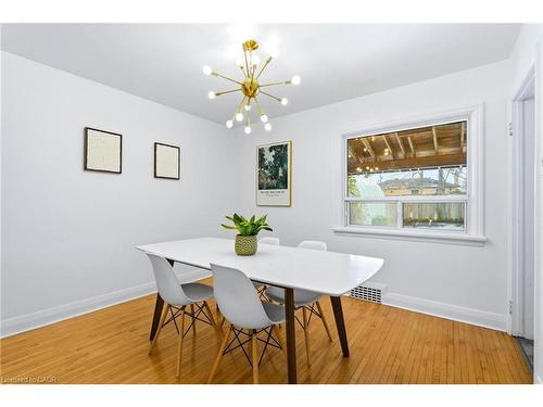 779 Rockway Drive, Kitchener, ON - Indoor Photo Showing Dining Room