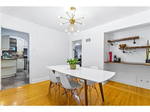 779 Rockway Drive, Kitchener, ON - Indoor Photo Showing Dining Room