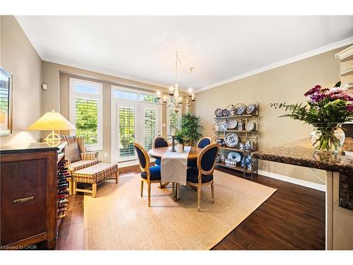 4165 Stonebridge Crescent, Burlington, ON - Indoor Photo Showing Dining Room