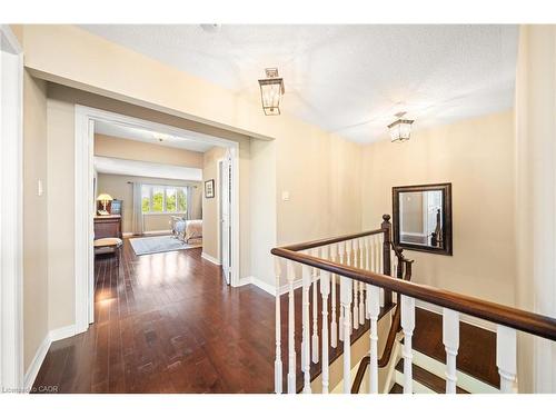 4165 Stonebridge Crescent, Burlington, ON - Indoor Photo Showing Other Room