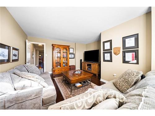 4165 Stonebridge Crescent, Burlington, ON - Indoor