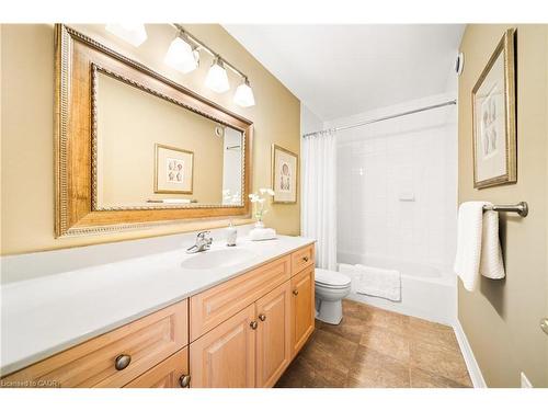 4165 Stonebridge Crescent, Burlington, ON - Indoor Photo Showing Bathroom