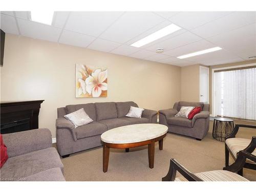 412-645 St. David Street S, Fergus, ON - Indoor