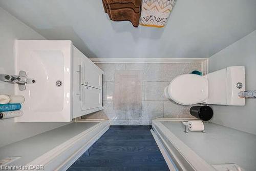 3420 Fountain Park Avenue, Mississauga, ON - Indoor Photo Showing Bathroom