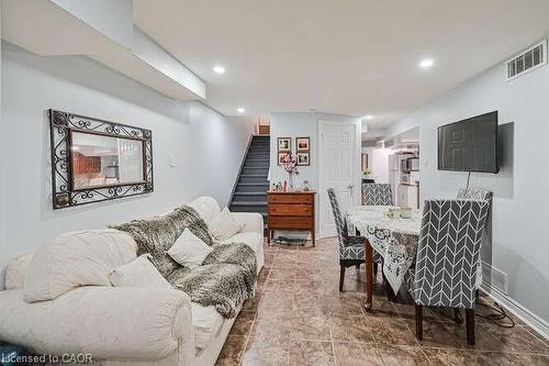 3420 Fountain Park Avenue, Mississauga, ON - Indoor