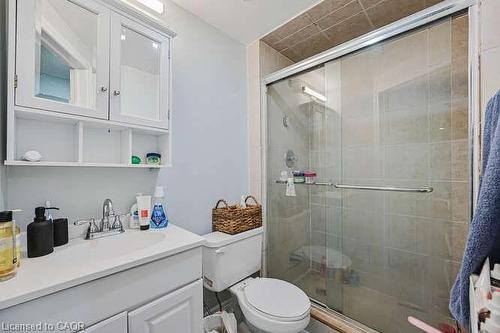 3420 Fountain Park Avenue, Mississauga, ON - Indoor Photo Showing Bathroom