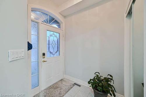 3420 Fountain Park Avenue, Mississauga, ON - Indoor Photo Showing Other Room