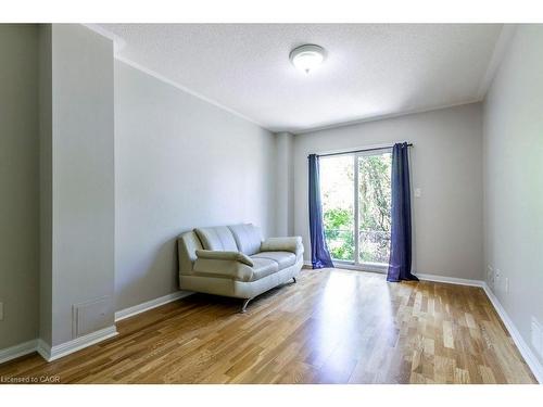 470 Beach Boulevard, Hamilton, ON - Indoor