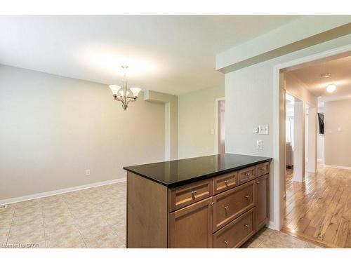 470 Beach Boulevard, Hamilton, ON - Indoor Photo Showing Other Room