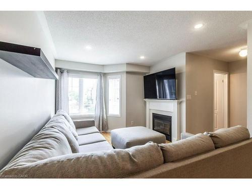 470 Beach Boulevard, Hamilton, ON - Indoor Photo Showing Living Room With Fireplace
