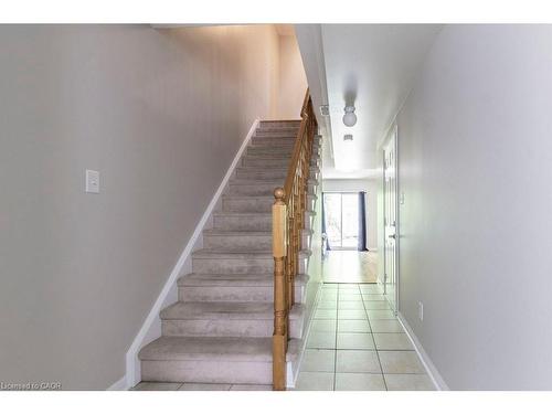 470 Beach Boulevard, Hamilton, ON - Indoor Photo Showing Other Room