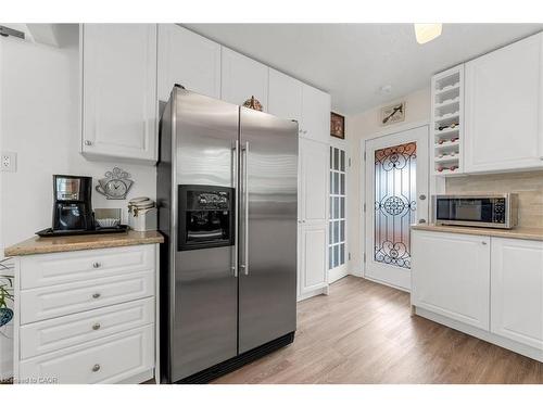 97 Bell Avenue, Hamilton, ON - Indoor Photo Showing Kitchen