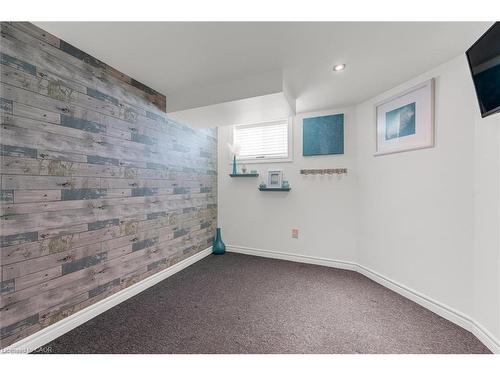 97 Bell Avenue, Hamilton, ON - Indoor Photo Showing Other Room