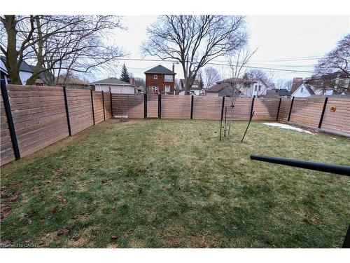 87A Abigail Avenue, Brantford, ON - Outdoor