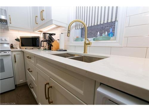 87A Abigail Avenue, Brantford, ON - Indoor Photo Showing Kitchen With Double Sink