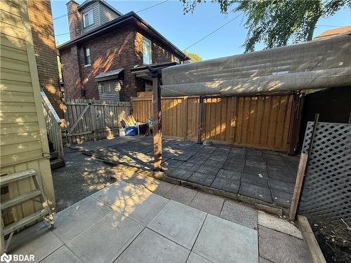 203 Fairleigh Avenue S, Hamilton, ON - Outdoor