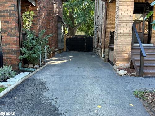 203 Fairleigh Avenue S, Hamilton, ON - Outdoor