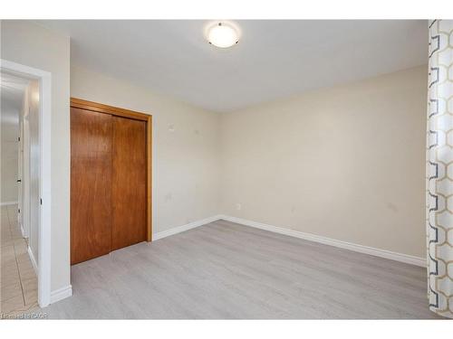 60 Champlain Avenue, Hamilton, ON - Indoor Photo Showing Other Room