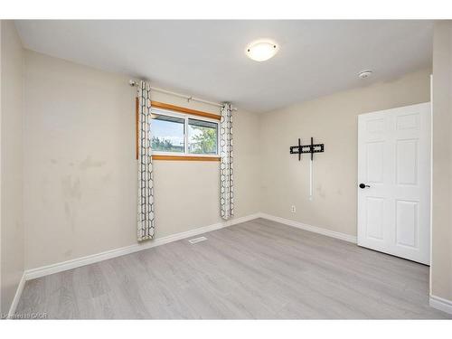 60 Champlain Avenue, Hamilton, ON - Indoor Photo Showing Other Room