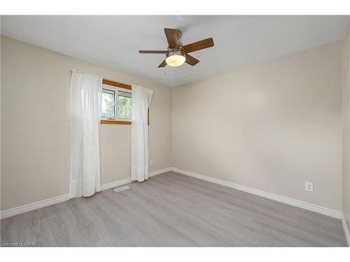 60 Champlain Avenue, Hamilton, ON - Indoor Photo Showing Other Room