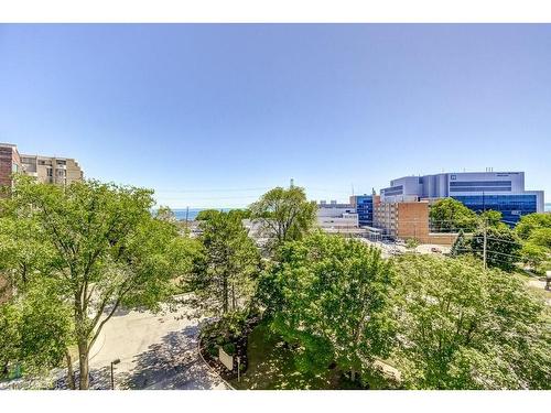 706-1201 North Shore Boulevard E, Burlington, ON - Outdoor With View