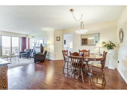 706-1201 North Shore Boulevard E, Burlington, ON - Indoor